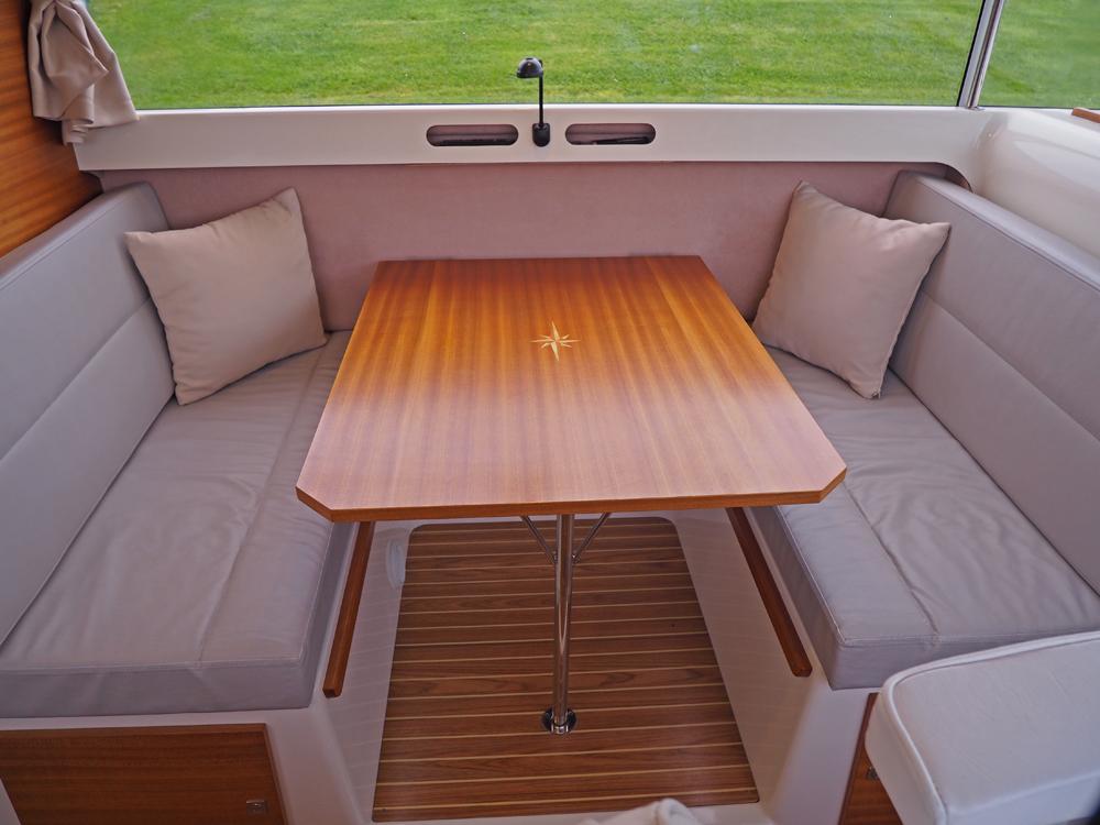 Stuurhuis, Accommodatie